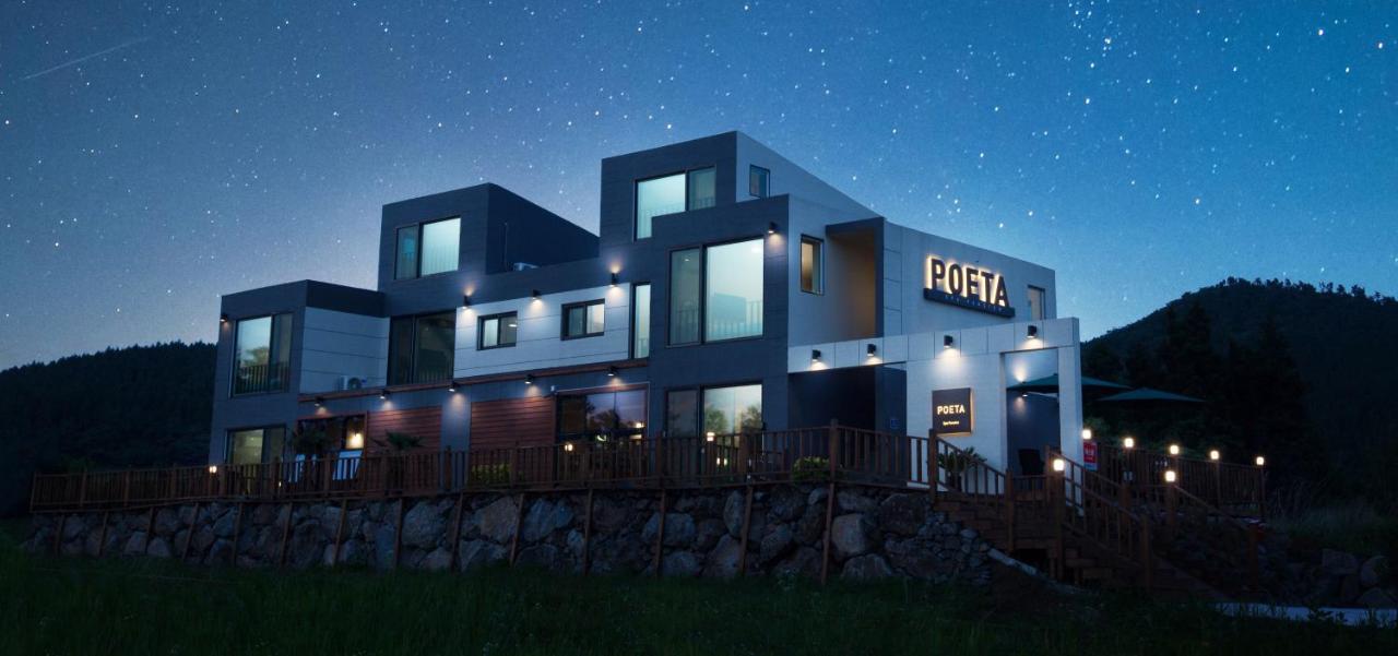 Poeta Pension Seogwipo Exterior photo